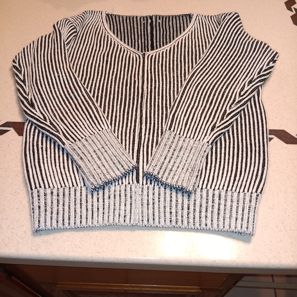 Beautiful V-Neck Reversible Sweater